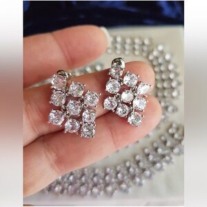 Swarovski Elements Clear Round Gemstone Mesh Rhombus Earrings NEW